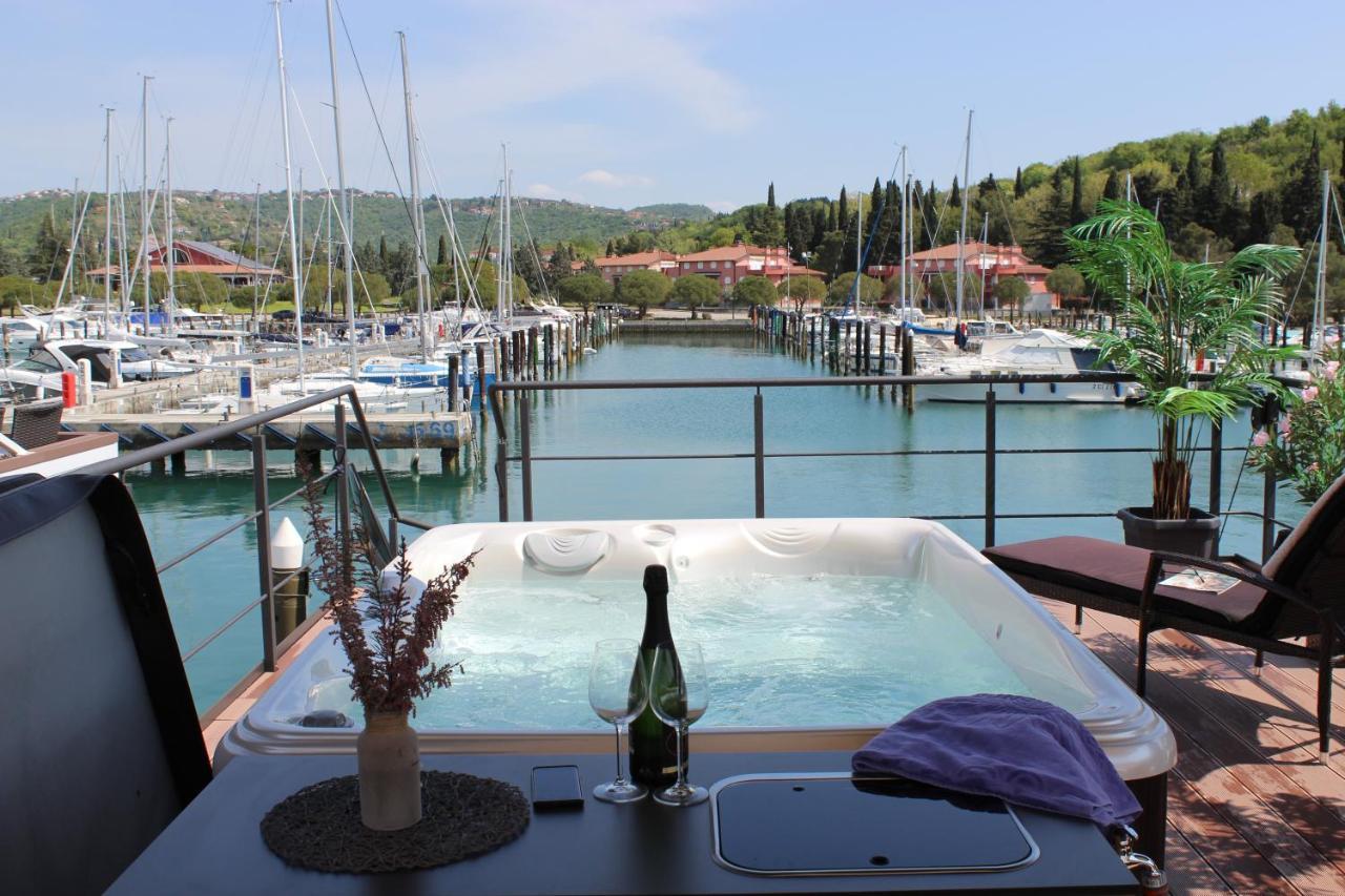 Hotel Floating House Bravia Portorose Esterno foto